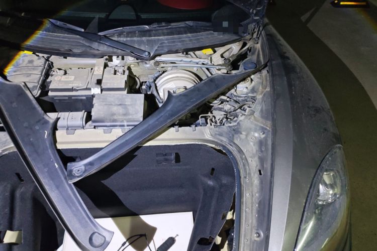 Used Porsche 718 2016 Boxster 2.0T Engine Bay Left