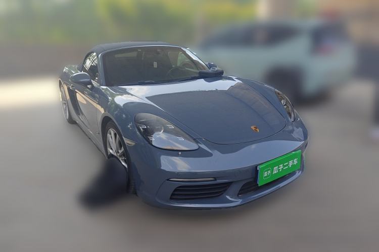 Used Porsche 718 2016 Boxster 2.0T Front Right 45 Deg