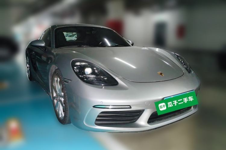 Used Porsche 718 2016 Cayman 2.0T Front Right 45 Deg