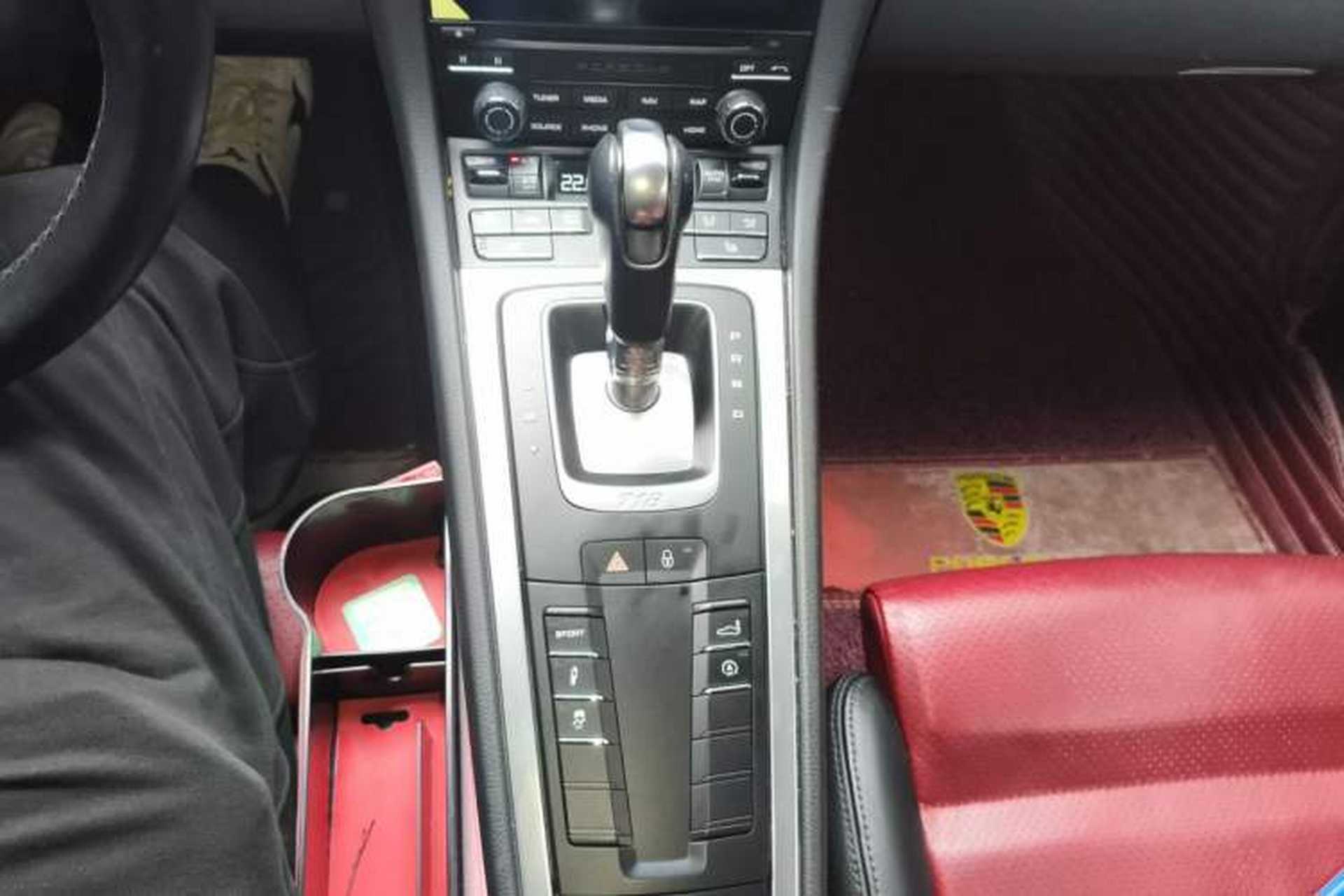 Used Porsche 718 2016 Cayman 2.0T Gear Lever