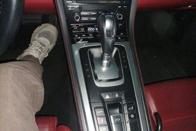 Used Porsche 718 2016 Boxster 2.0T Gear Lever