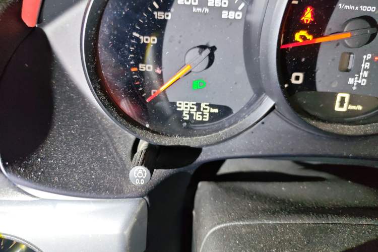 Used Porsche 718 2016 Boxster 2.0T Odometer Close Up