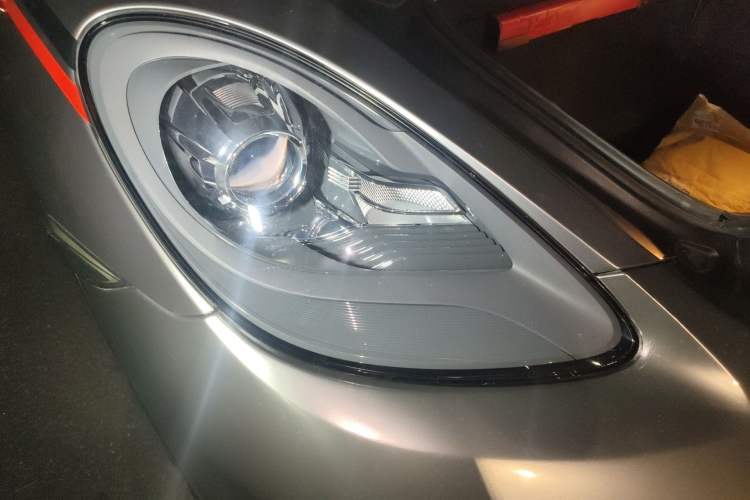 Used Porsche 718 2016 Cayman 2.0T Right Front Headlight