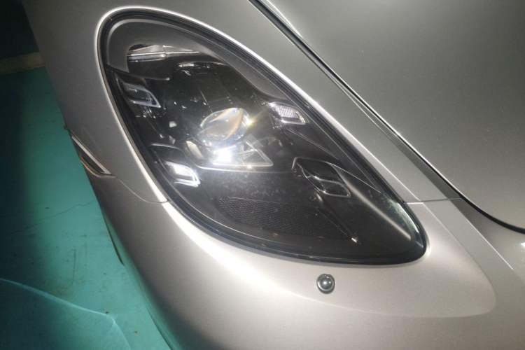 Used Porsche 718 2016 Cayman 2.0T Right Front Headlight