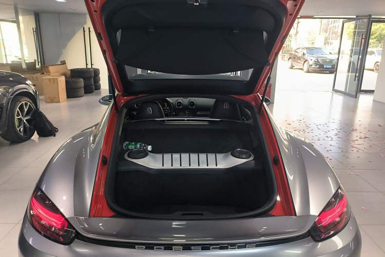Used Porsche 718 2016 Cayman 2.0T Trunk