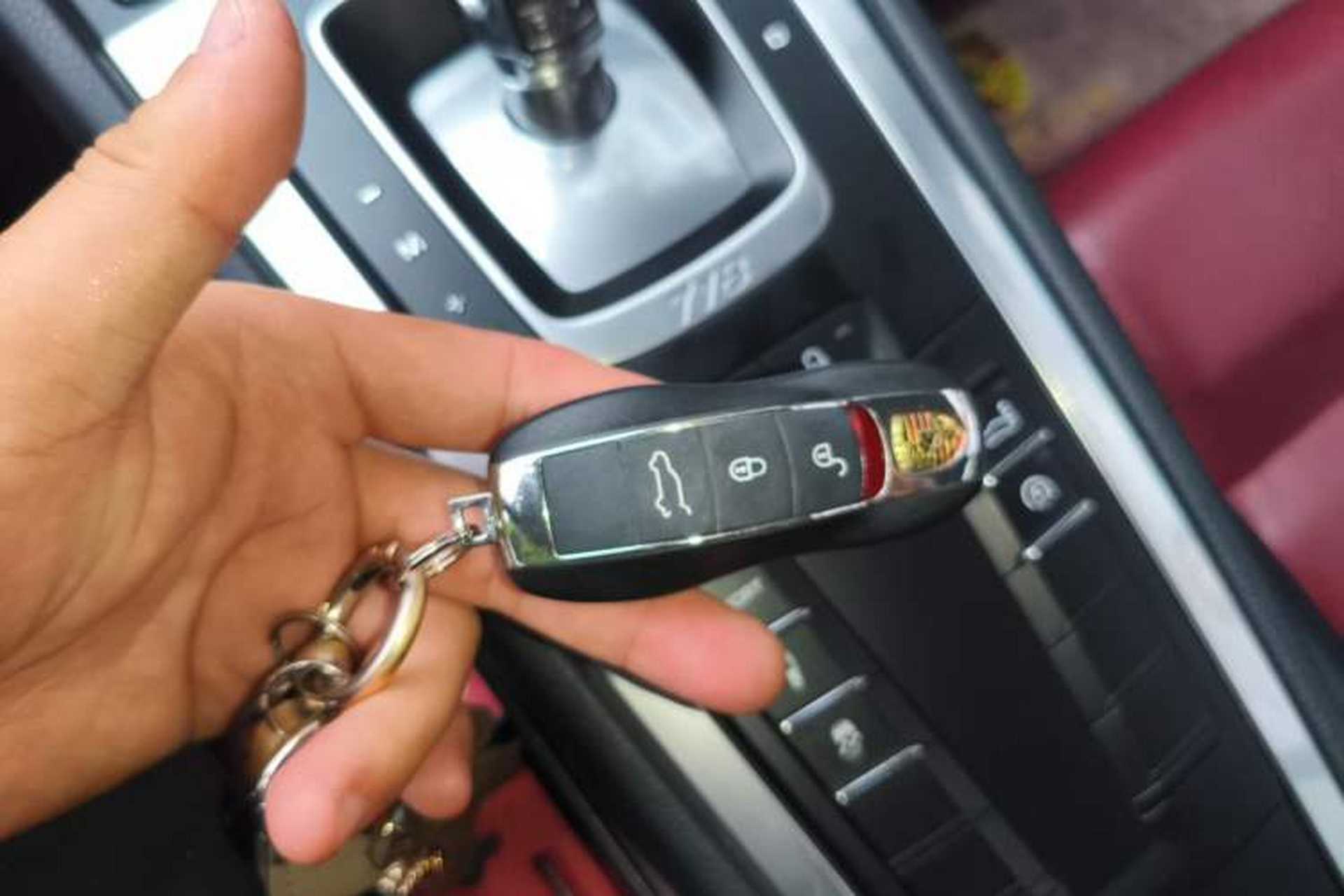 Used Porsche 718 2016 Cayman 2.0T Vehicle Key