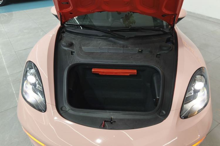 Used Porsche 718 2016 Cayman 2.0T Engine Bay