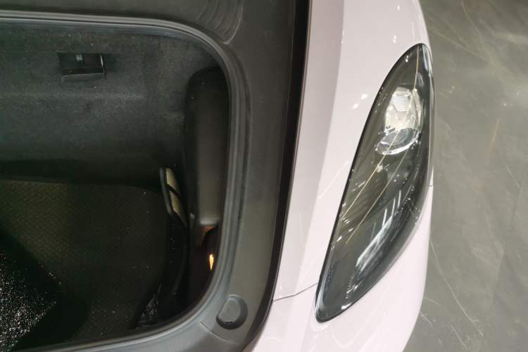 Used Porsche 718 2016 Cayman 2.0T Engine Bay Left