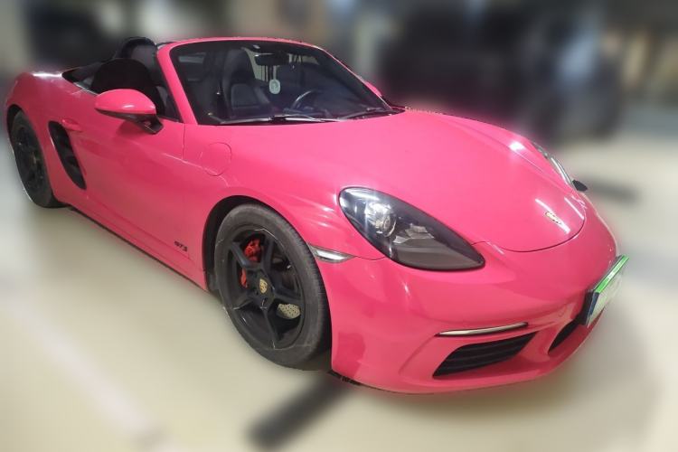 Used Porsche 718 2016 Boxster 2.0T Front Right 45 Deg