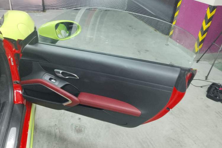 Used Porsche 718 2016 Boxster 2.0T Interior 5
