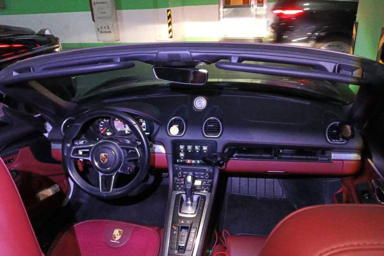 Used Porsche 718 2016 Boxster S 2.5T Headliner