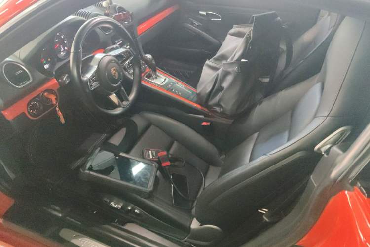 Used Porsche 718 2016 Cayman 2.0T Driver Seat