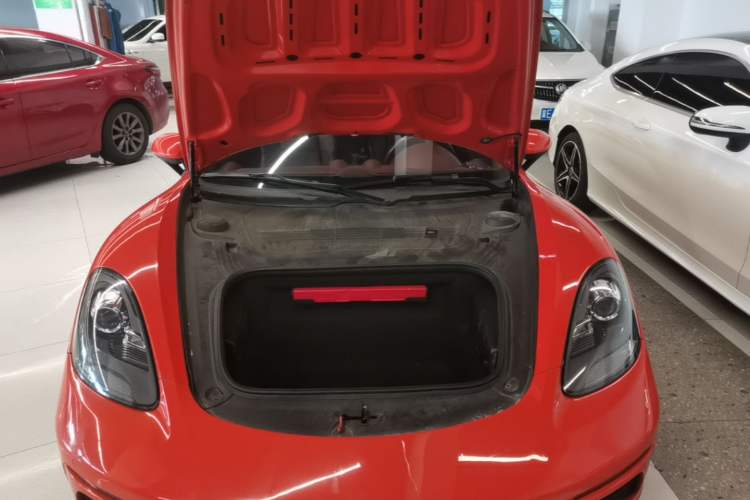 Used Porsche 718 2016 Boxster 2.0T Engine Bay