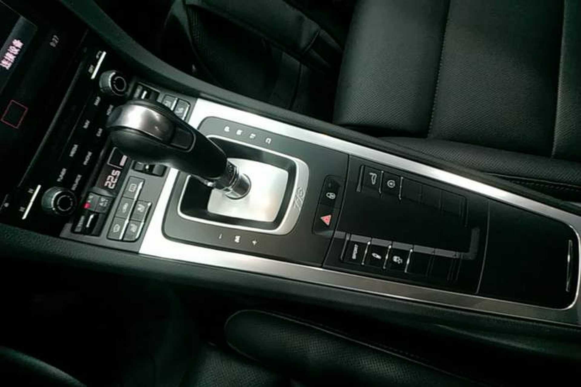 Used Porsche 718 2016 Cayman 2.0T Gear Lever