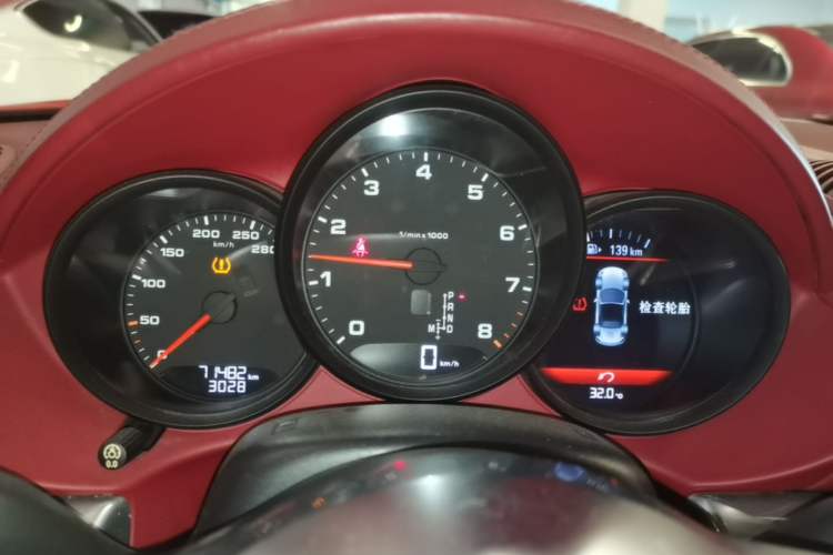 Used Porsche 718 2016 Boxster 2.0T Instrument Cluster