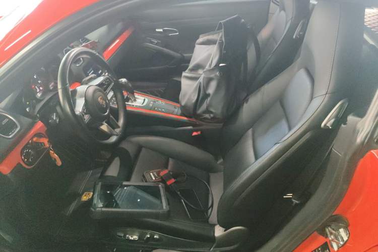 Used Porsche 718 2016 Cayman 2.0T Left Front Seat