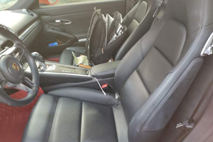 Used Porsche 718 2016 Cayman 2.0T Left Rear Seat