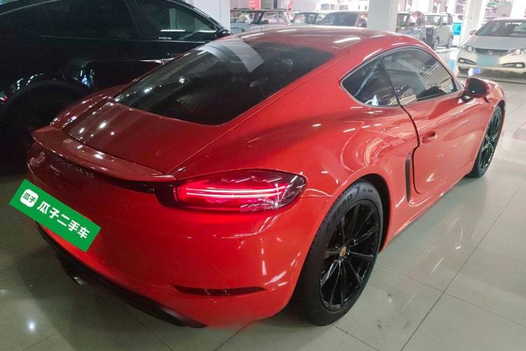 Used Porsche 718 2016 Cayman 2.0T Rear Right 45 Deg