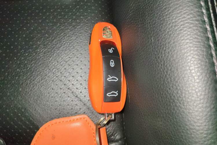 Used Porsche 718 2016 Cayman 2.0T Vehicle Key