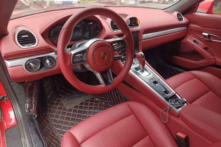 Used Porsche 718 2016 Boxster 2.0T Center Console