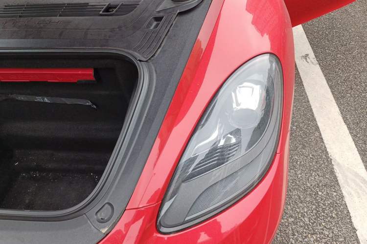 Used Porsche 718 2016 Boxster 2.0T Engine Bay Left