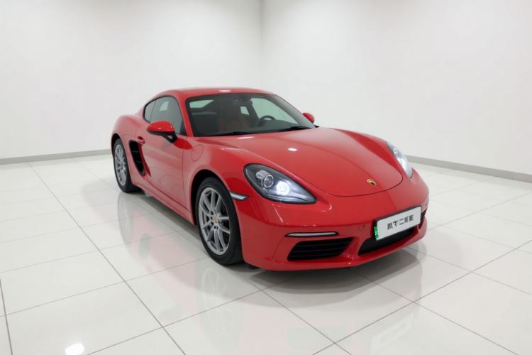 Used Porsche 718 2016 Cayman 2.0T Front Right 45 Deg