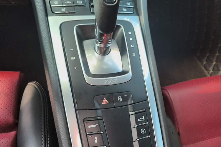 Used Porsche 718 2016 Cayman 2.0T Gear Lever