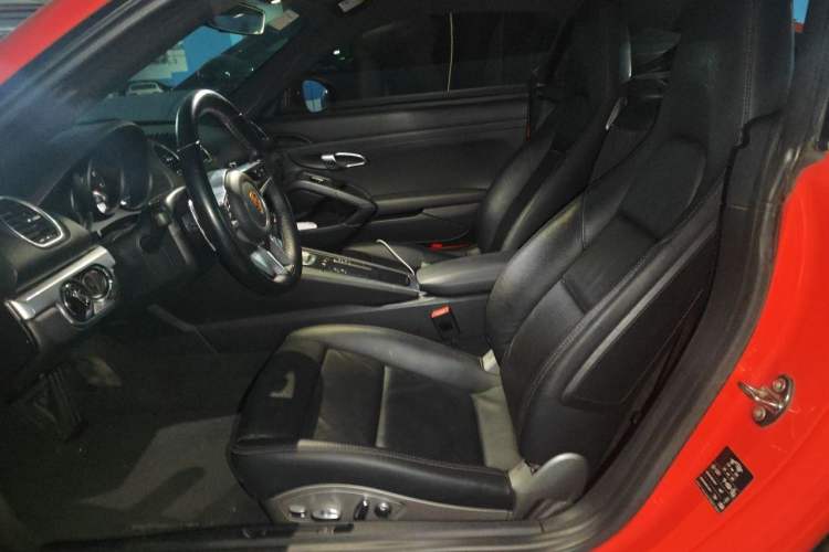 Used Porsche 718 2016 Cayman 2.0T Left Front Seat