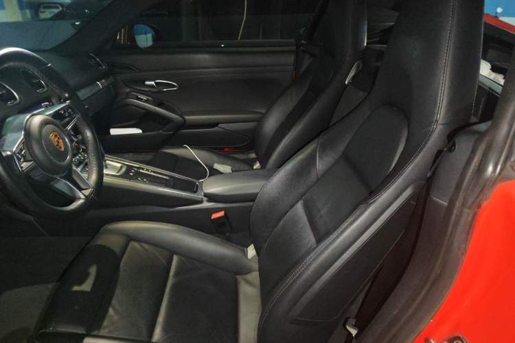 Used Porsche 718 2016 Cayman 2.0T Left Rear Seat