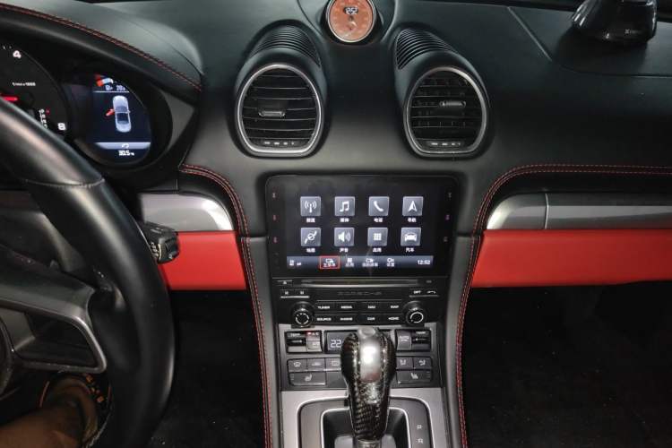 Used Porsche 718 2016 Boxster 2.0T Audio And AC Panel