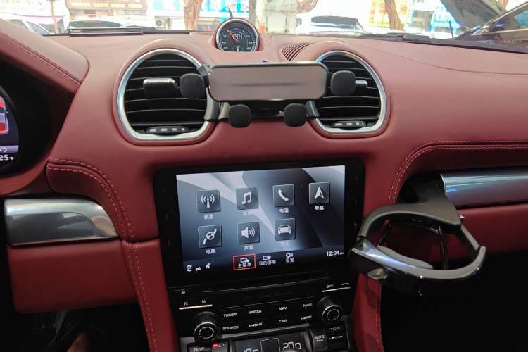 Used Porsche 718 2016 Cayman 2.0T Audio And AC Panel