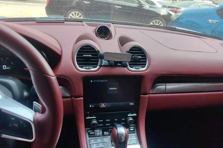 Used Porsche 718 2016 Cayman 2.0T Audio And AC Panel