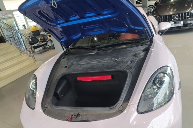 Used Porsche 718 2016 Cayman 2.0T Engine Bay