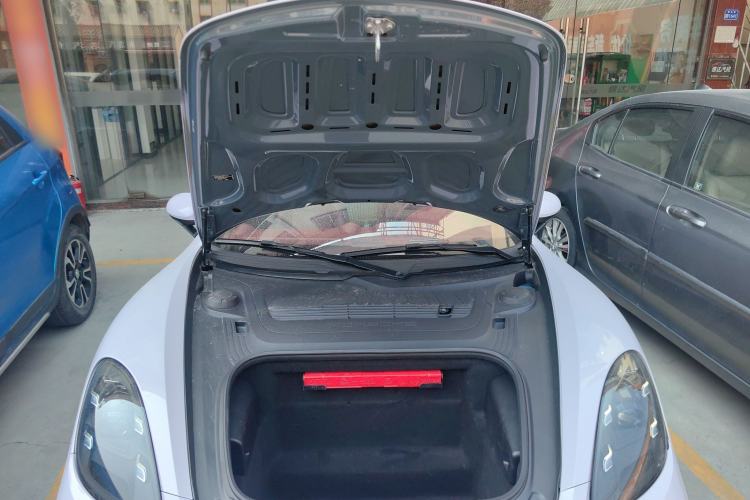 Used Porsche 718 2016 Cayman 2.0T Engine Bay