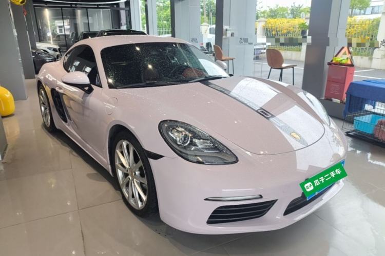 Used Porsche 718 2016 Cayman 2.0T Front Right 45 Deg