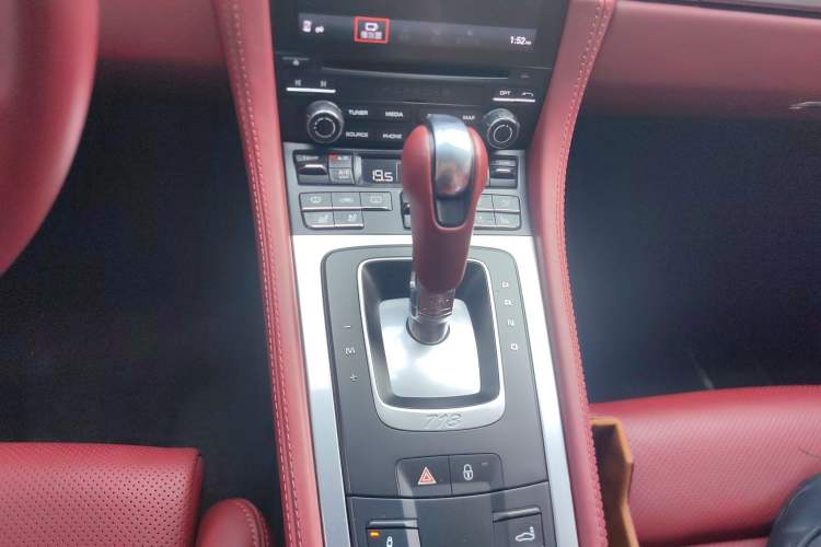 Used Porsche 718 2016 Cayman 2.0T Gear Lever