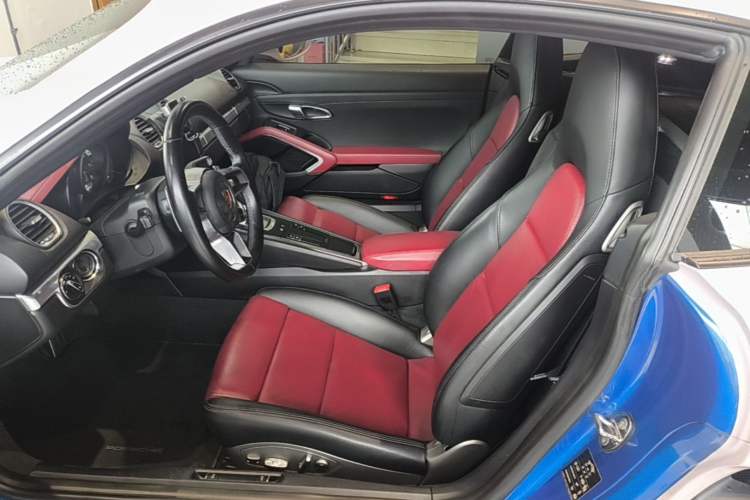 Used Porsche 718 2016 Cayman 2.0T Left Rear Seat