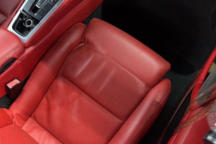 Used Porsche 718 2016 Cayman 2.0T Right Front Seat
