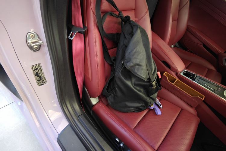 Used Porsche 718 2016 Cayman 2.0T Right Front Seat