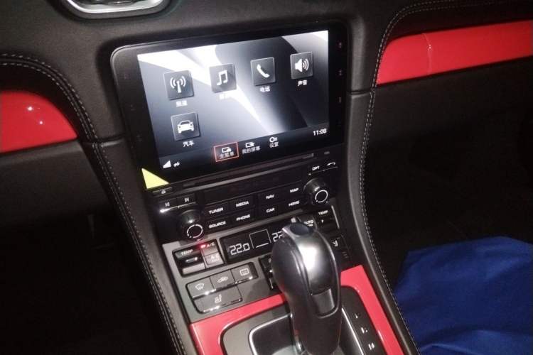 Used Porsche 718 2016 Cayman 2.0T Audio And AC Panel