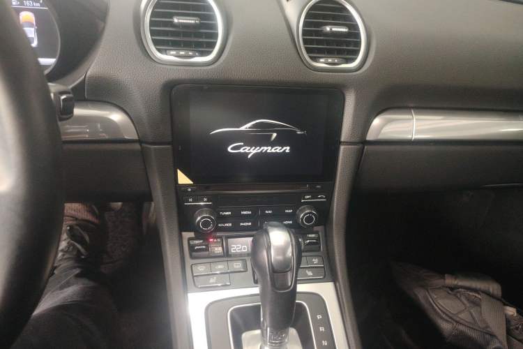 Used Porsche 718 2016 Cayman 2.0T Audio And AC Panel