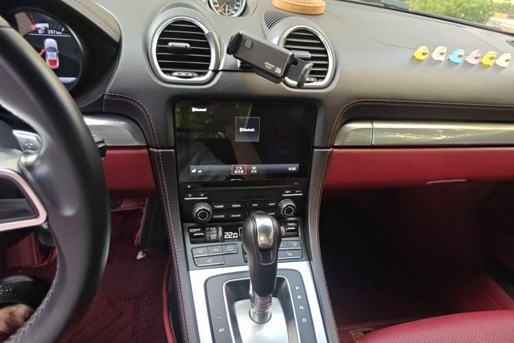 Used Porsche 718 2016 Cayman 2.0T Audio And AC Panel