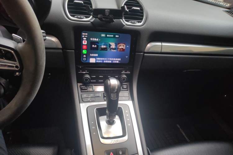 Used Porsche 718 2016 Cayman S 2.5T Audio And AC Panel