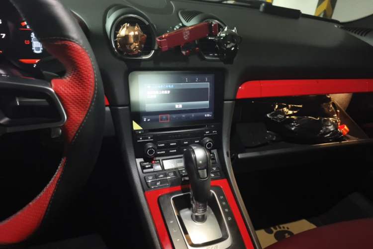 Used Porsche 718 2016 Cayman 2.0T Audio And AC Panel