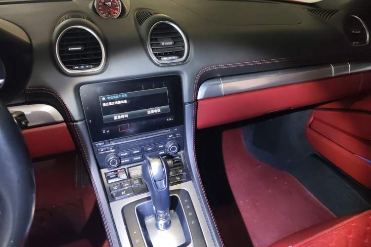 Used Porsche 718 2016 Boxster 2.0T Audio And AC Panel