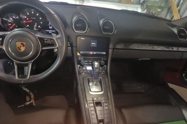 Used Porsche 718 2016 Boxster 2.0T Center Console