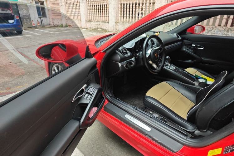 Used Porsche 718 2016 Cayman 2.0T Driver Seat