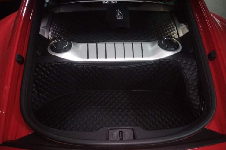 Used Porsche 718 2016 Cayman 2.0T Engine Bay