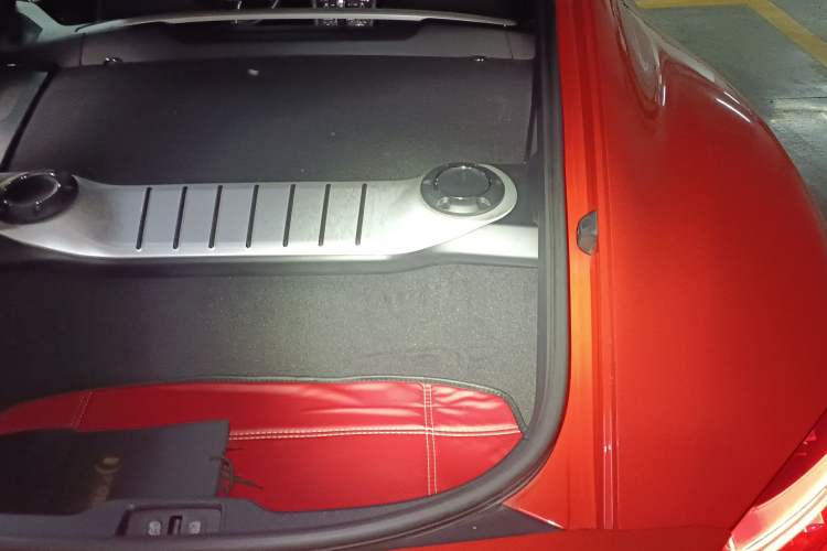 Used Porsche 718 2016 Cayman 2.0T Engine Bay Left