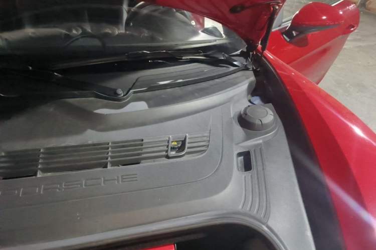 Used Porsche 718 2016 Boxster 2.0T Engine Bay Left